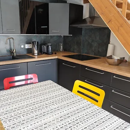 T3 Mezzanine Climatisee, Proche Plage, Parking Et Terrasse - 6 Pers - Fr-1-797-56 *