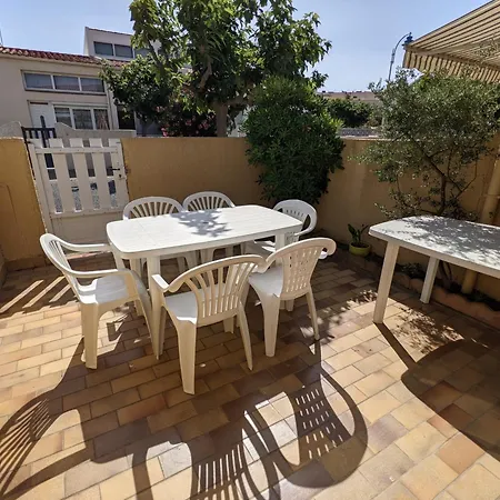 Vila T3 Mezzanine Climatisee, Proche Plage, Parking Et Terrasse - 6 Pers - Fr-1-797-56